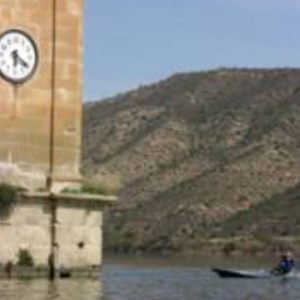 Ruta en kayak: Pueblo hundido de Fayón