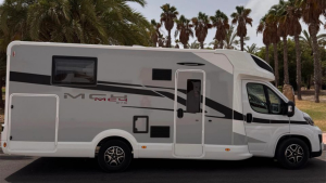 Mc Louis MC4 379 StarLink