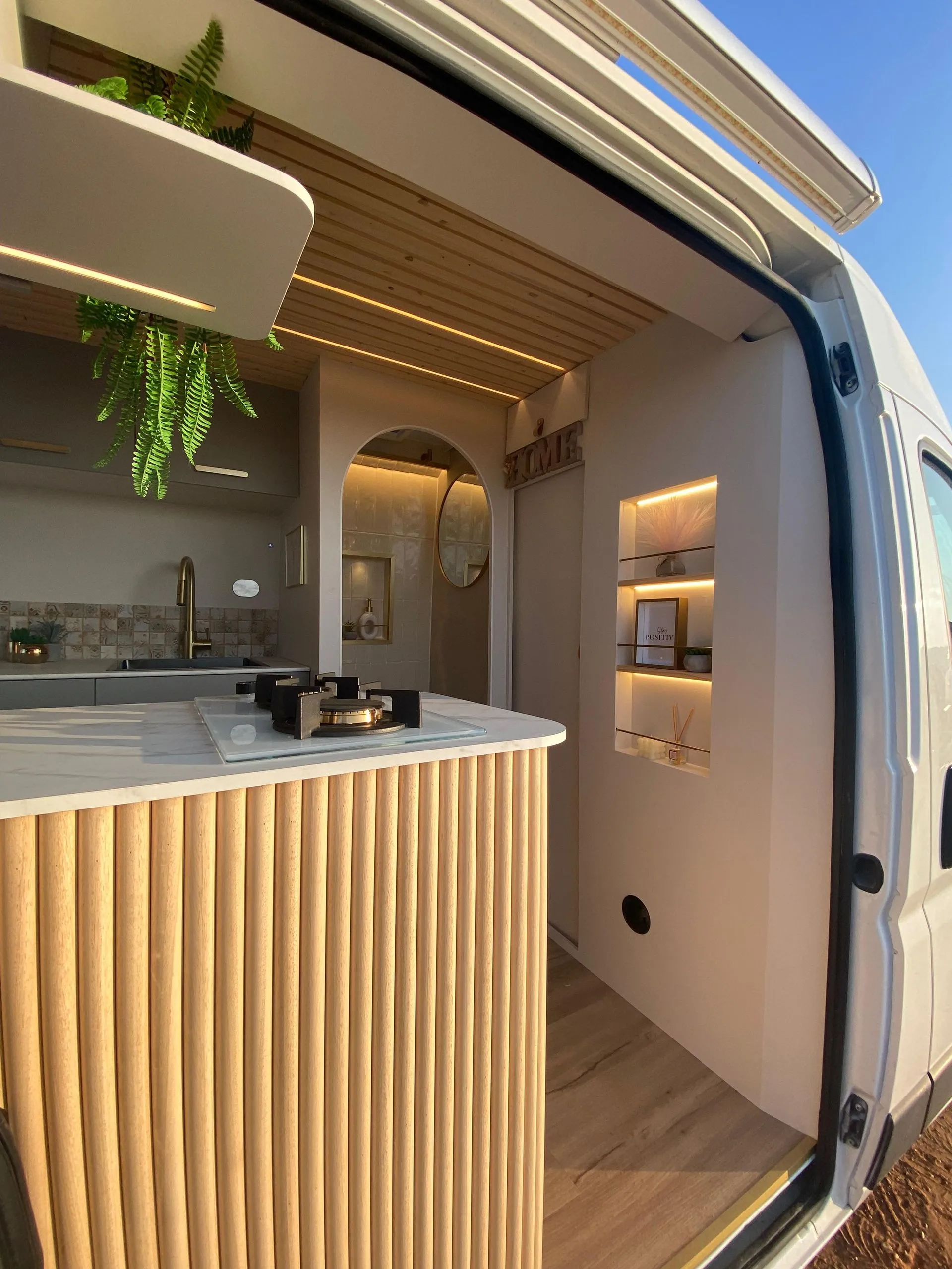 Alquiler 2 plazas Camper Edition en Málaga