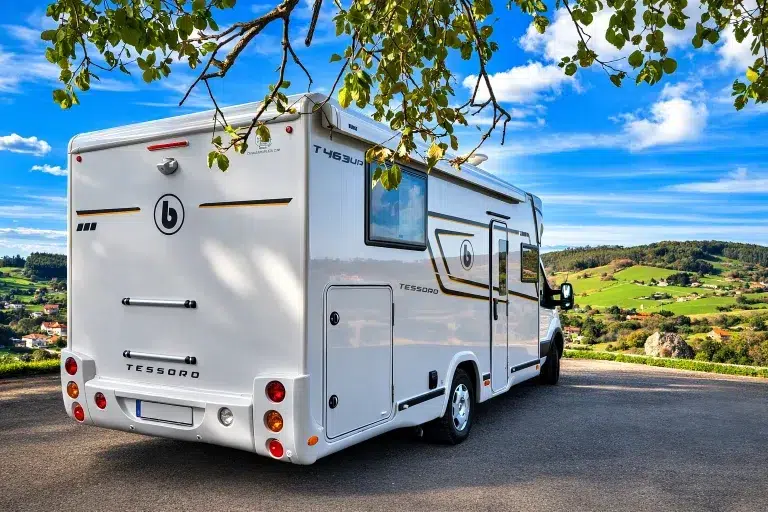 Alquiler 5 plazas Benimar Tessoro 463 UP en Zaragoza