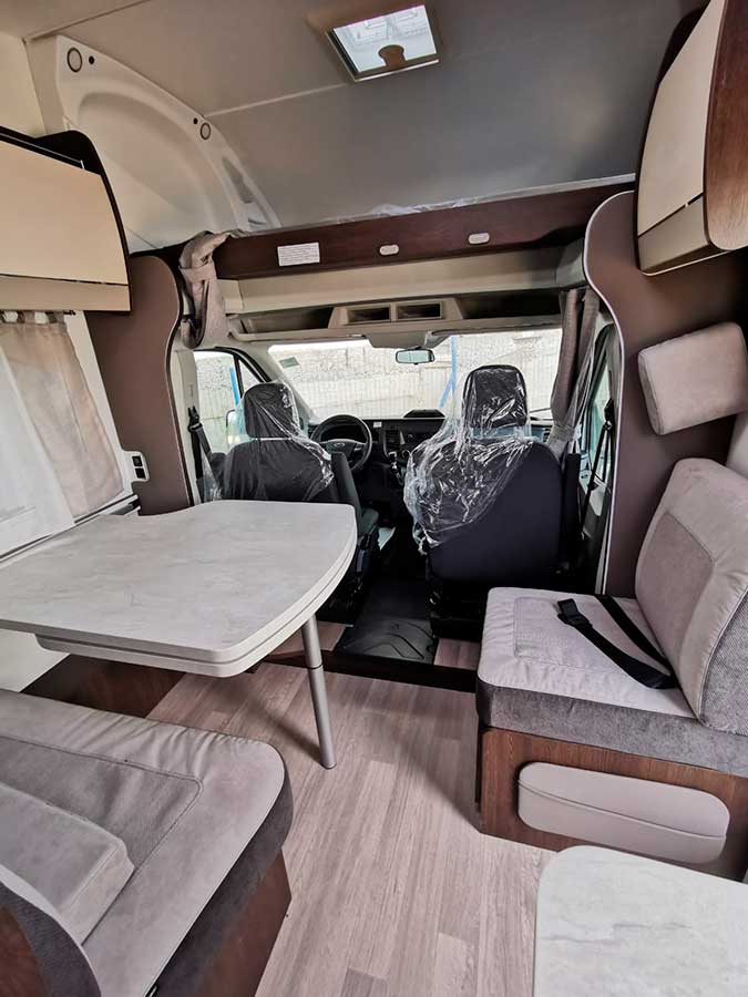 Alquiler 5 plazas Benimar Sport 340 en Málaga